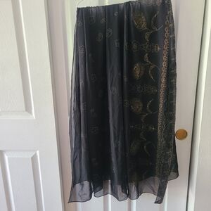 SCARF SHEER BLACK WITH GOLD DESIGN